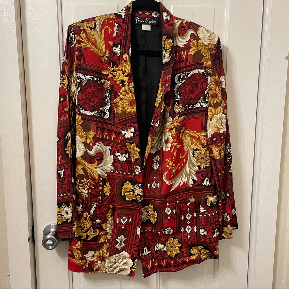 Women's Red and Gold Patterned Blazer